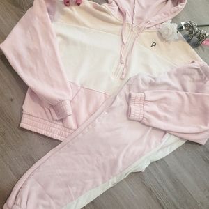 VS PINK OUTFIT